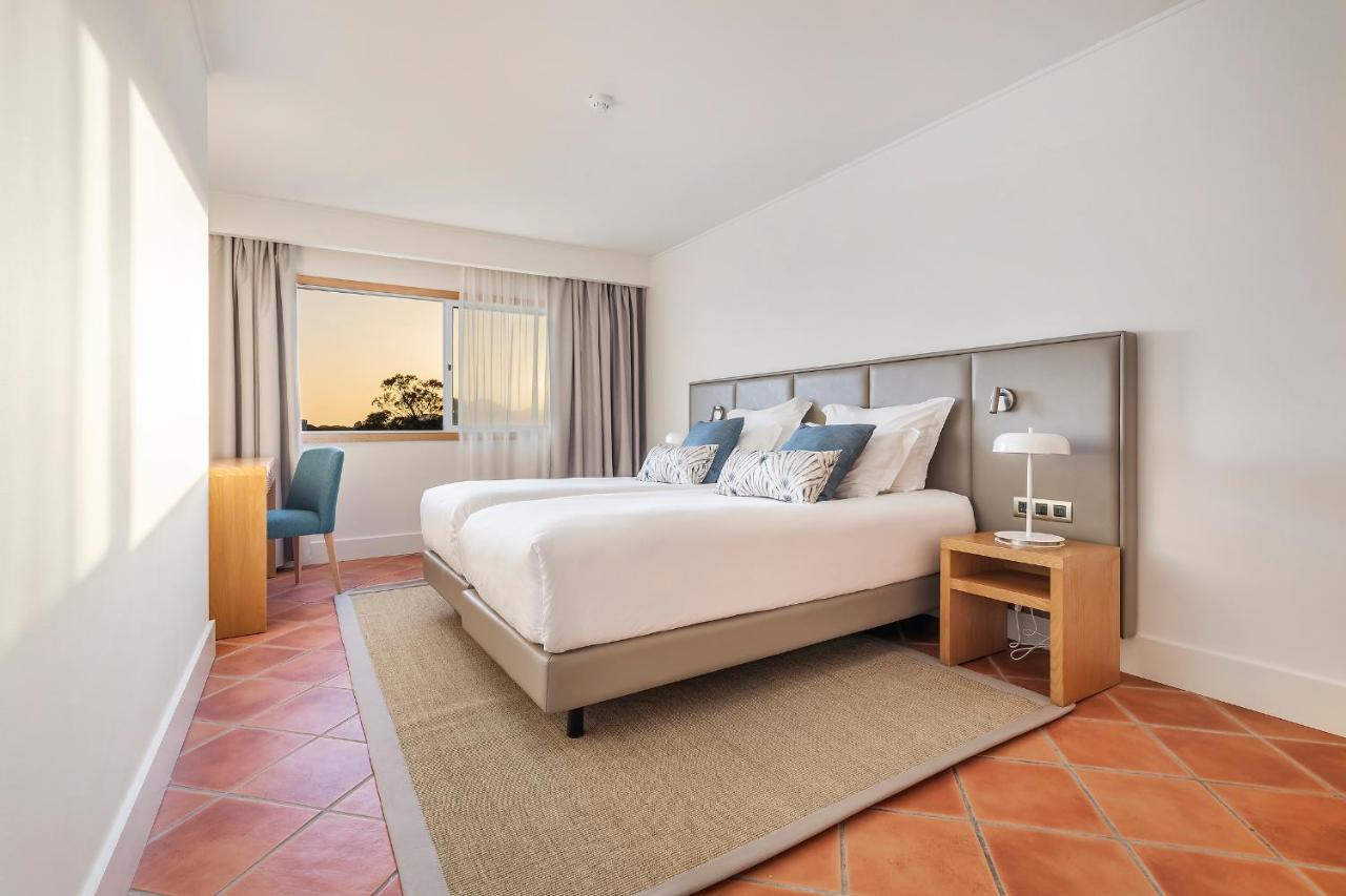 The Patio Suite Hotel อัลบูเฟรา ภายนอก รูปภาพ