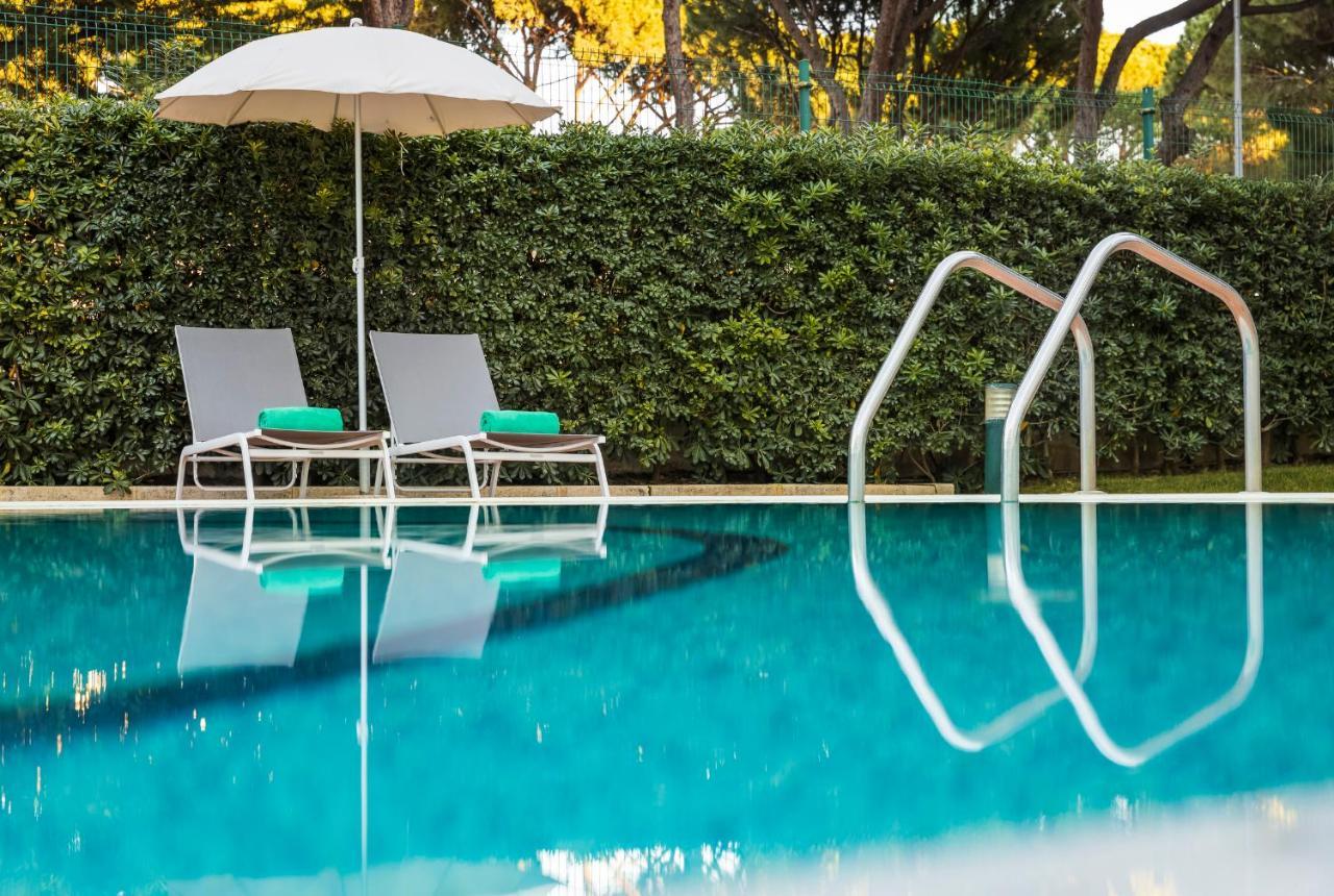 The Patio Suite Hotel อัลบูเฟรา ภายนอก รูปภาพ