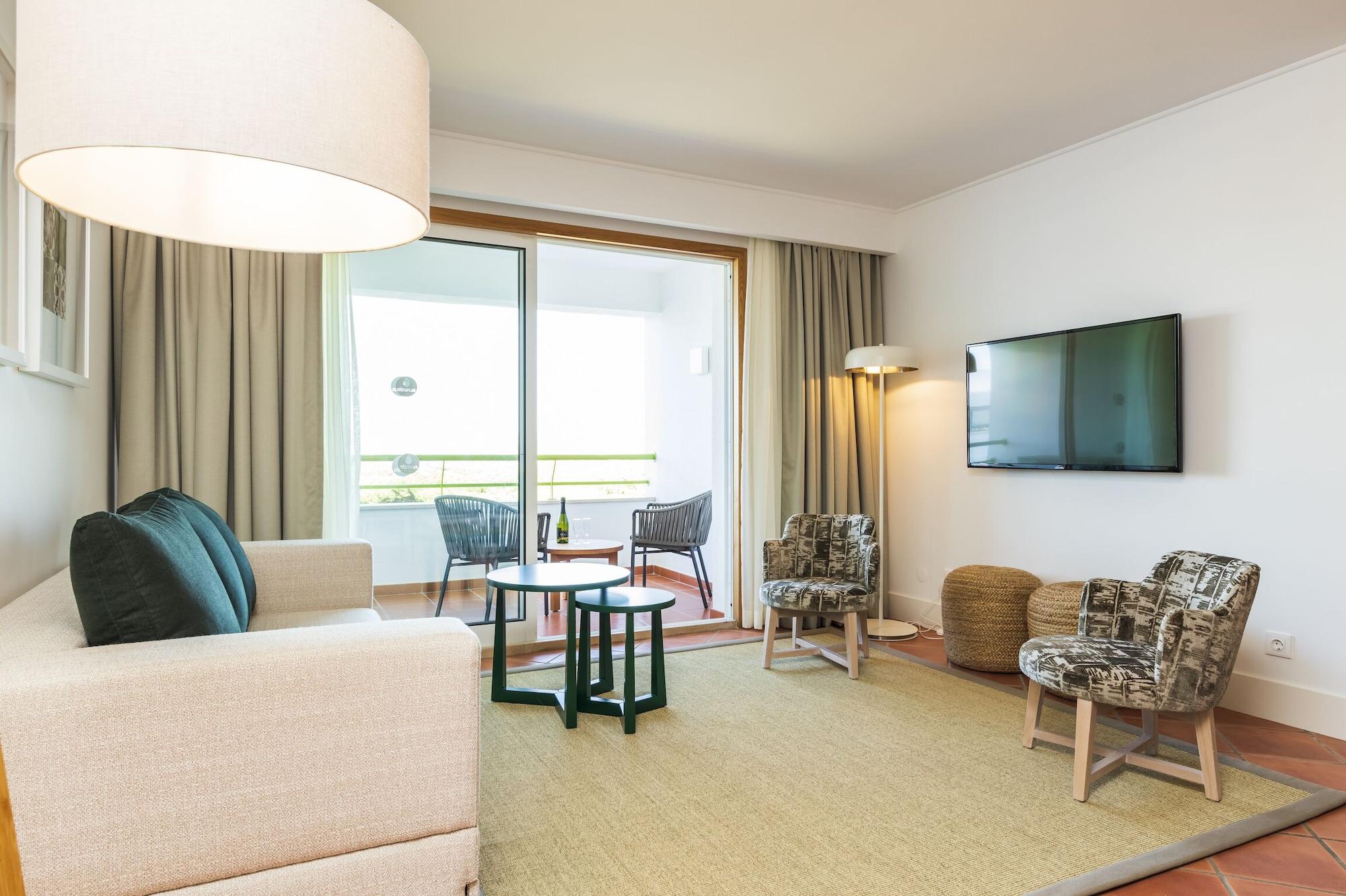 The Patio Suite Hotel อัลบูเฟรา ภายนอก รูปภาพ