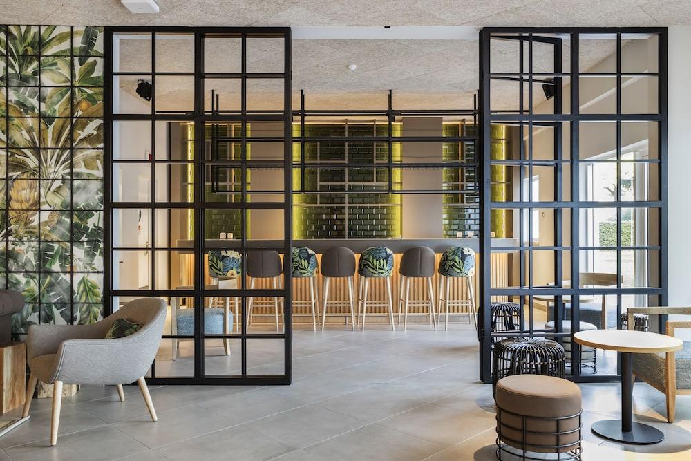 The Patio Suite Hotel อัลบูเฟรา ภายนอก รูปภาพ