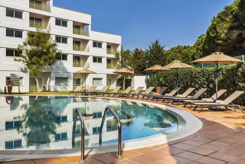 The Patio Suite Hotel อัลบูเฟรา ภายนอก รูปภาพ