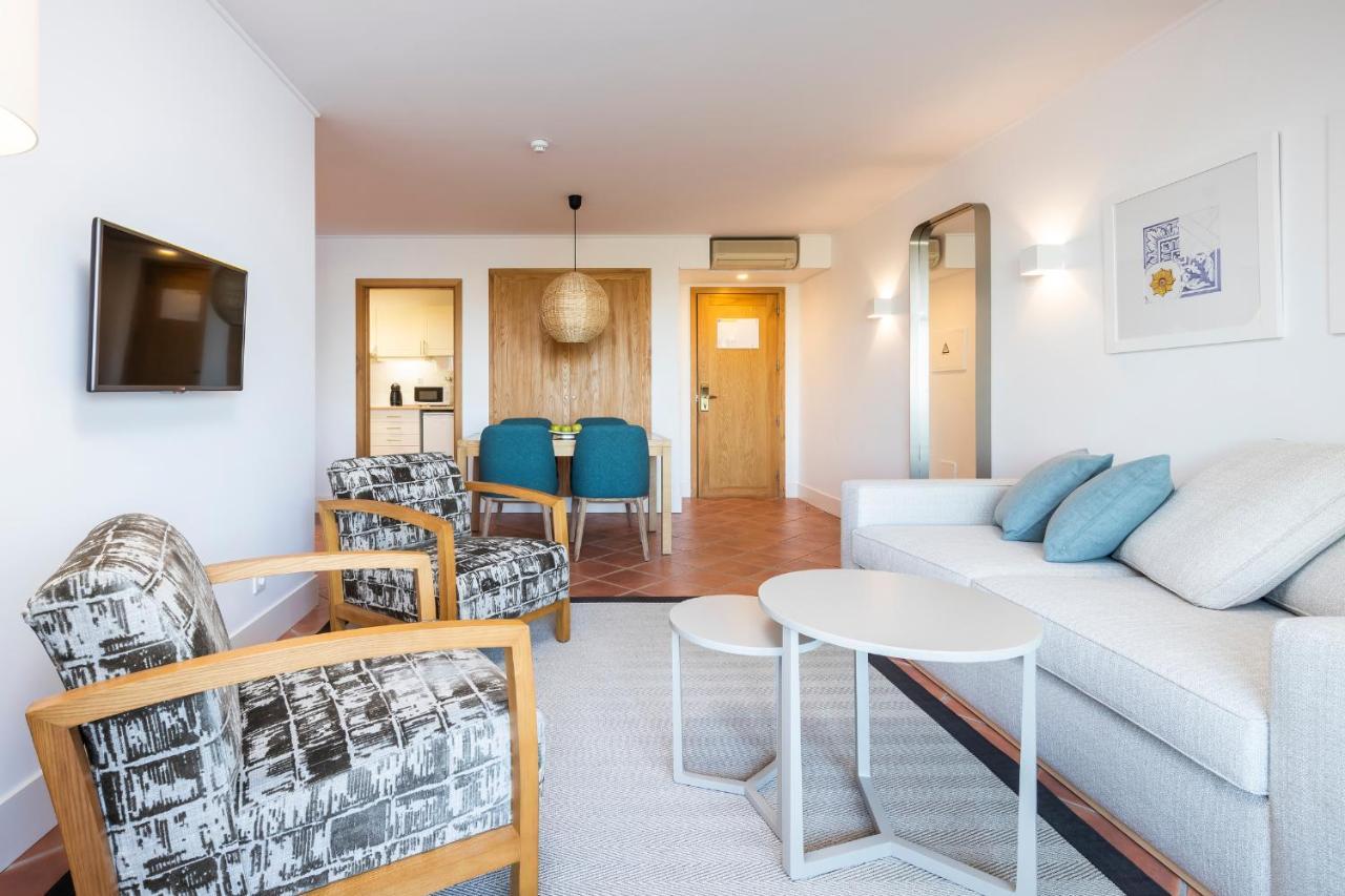 The Patio Suite Hotel อัลบูเฟรา ภายนอก รูปภาพ