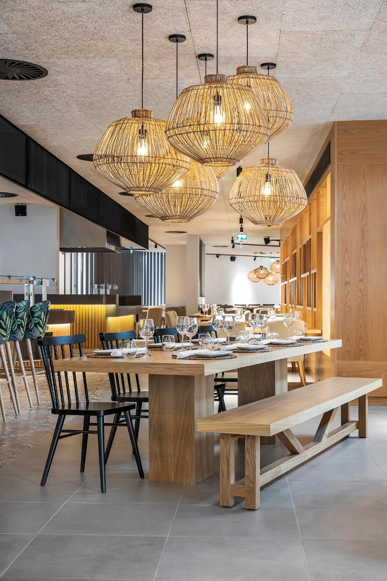 The Patio Suite Hotel อัลบูเฟรา ภายนอก รูปภาพ