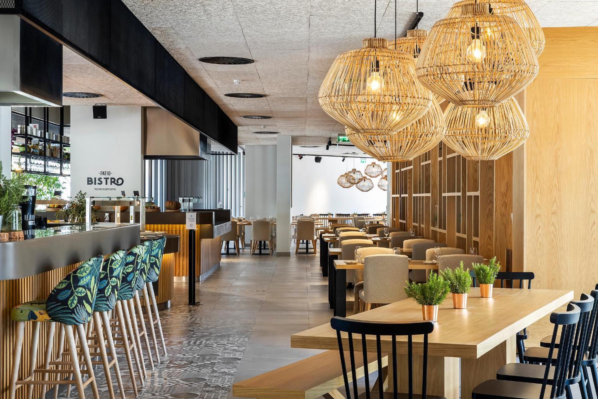 The Patio Suite Hotel อัลบูเฟรา ภายนอก รูปภาพ